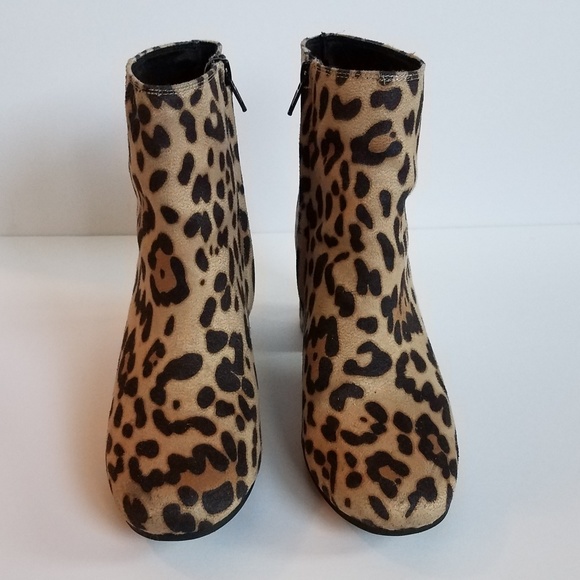 time and tru leopard boots